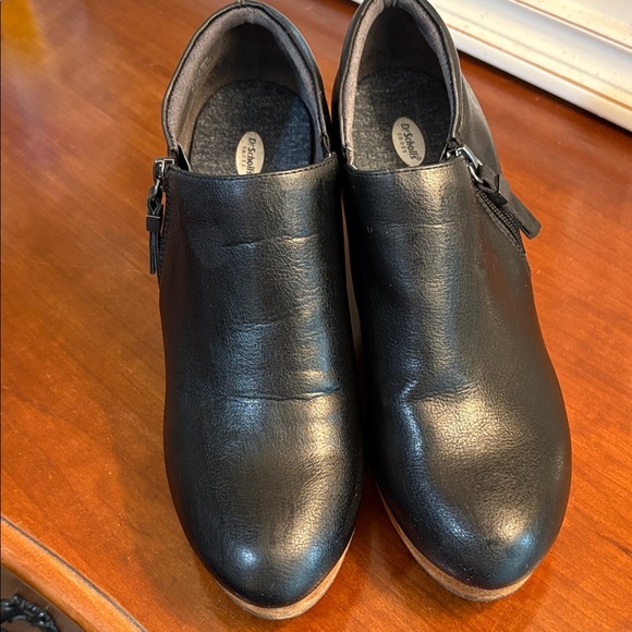 Dr. Scholl's Black and Brown Wedge Booties Size 9M - Picture 2 of 7